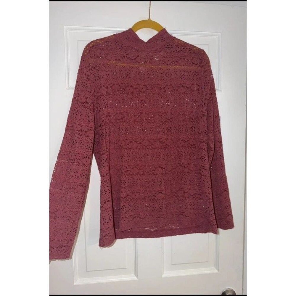 women’s mock neck long sleeve dusty rose lace top